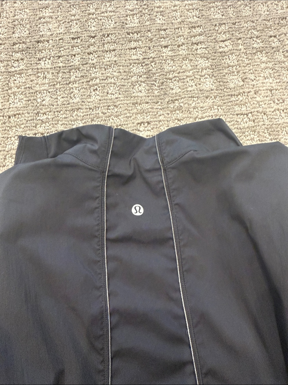 Women’s Black Performance Jacket - lululemon - Picture 3 of 4